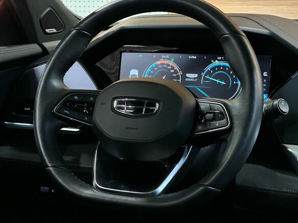 2024 Geely Monjaro I, чёрный - вид 9