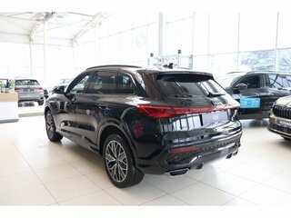 2026 Audi Q5 L III (GU), чёрный, 6854500 рублей, вид 3