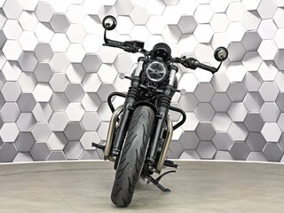 2024 Triumph Bonneville Bobber, чёрный, 1500000 рублей, вид 5