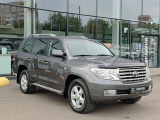 2011 Toyota Land Cruiser 200 Series, серый, 2850000 рублей, вид 3