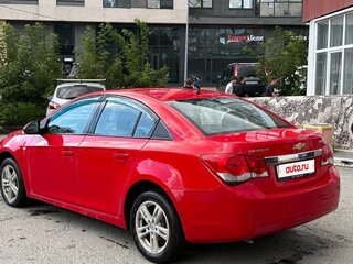 2012 Chevrolet Cruze I Рестайлинг, красный, 500000 рублей, вид 4