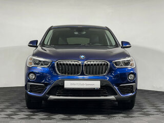 2019 BMW X1 20i xDrive II (F48), синий, 2845000 рублей, вид 3