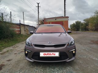 2019 Kia Rio IV, коричневый, 1550000 рублей, вид 3
