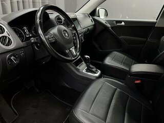 2015 Volkswagen Tiguan I Рестайлинг, серебристый, 1249900 рублей, вид 5