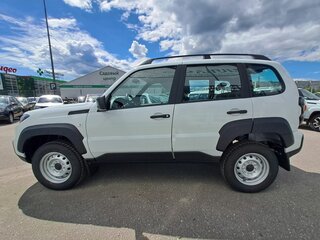 2026 Lada (ВАЗ) Niva Travel I Рестайлинг, белый, 1546900 рублей, вид 2