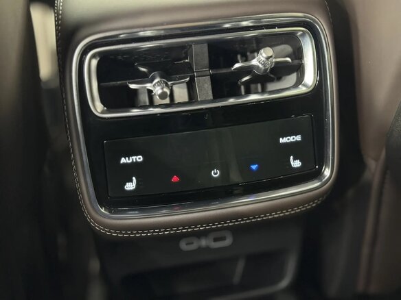 2026 Geely Monjaro I Рестайлинг 2 (China Market), зелёный, 4090000 рублей - вид 20