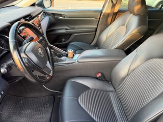 2020 Toyota Camry US Market VIII (XV70), синий, 1925000 рублей, вид 4