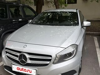 2013 Mercedes-Benz A-Класс 180 III (W176), серебристый, 1310000 рублей, вид 5