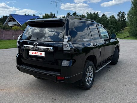 2019 Toyota Land Cruiser Prado 150 Series Рестайлинг 2, чёрный, 5600000 рублей, вид 4
