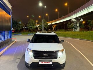 2013 Ford Explorer Sport V, белый, 1850000 рублей, вид 5