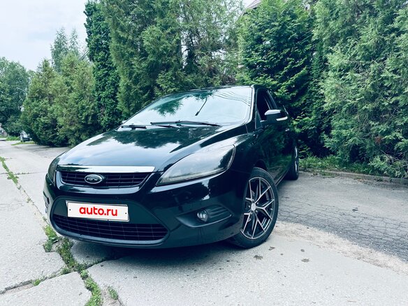 2008 Ford Focus II Рестайлинг, чёрный, 450000 рублей - вид 1