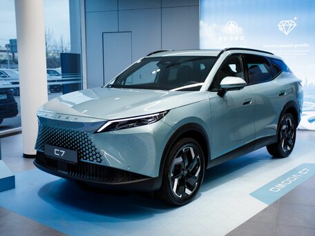 Omoda C7