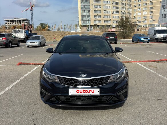 2018 Kia Optima IV Рестайлинг, синий, 2300000 рублей