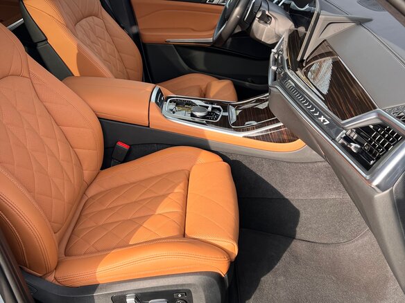 2023 BMW X7 40i I (G07) Рестайлинг, серый, 10400000 рублей - вид 19