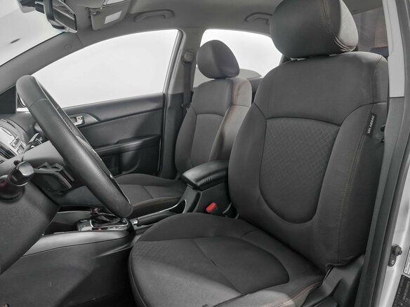 2013 Kia Cerato 6-speed II, серебристый, 833000 рублей - вид 9