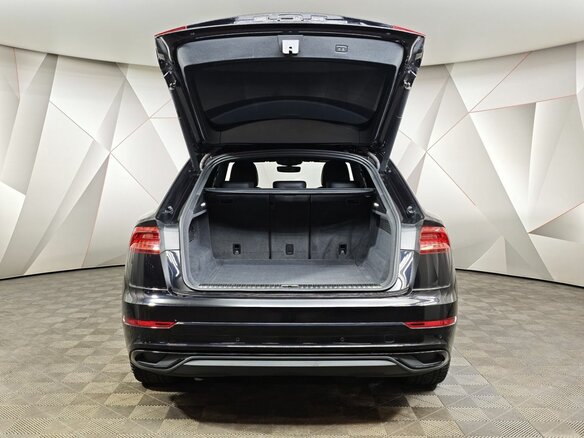 2019 Audi Q8 55 TFSI I (4M), чёрный, 6150000 рублей - вид 10
