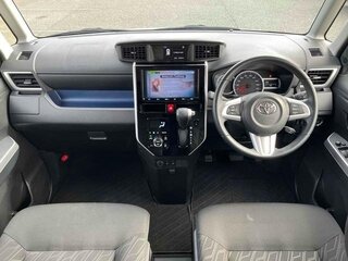 2021 Toyota Roomy I Рестайлинг, белый, 779000 рублей, вид 4