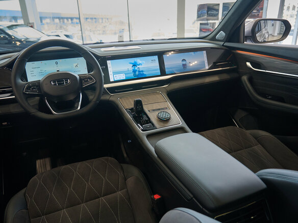 2026 Geely Monjaro I, серебристый, 4954990 рублей - вид 33