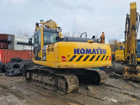 2021 Komatsu PC210, золотистый, 5600000 рублей, вид 1