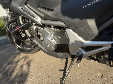 2013 Honda NC 700X, серебристый, 530000 рублей, вид 2