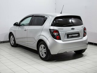 2012 Chevrolet Aveo II, серебристый, 719000 рублей, вид 2