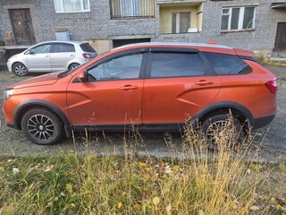 2019 Lada (ВАЗ) Vesta SW Cross I, оранжевый, 950000 рублей, вид 2