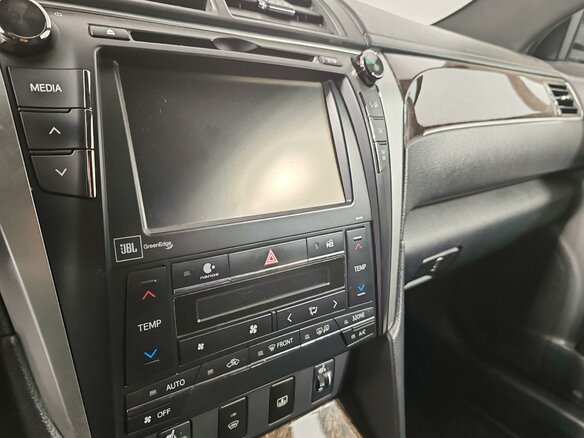 2017 Toyota Camry VII (XV50) Рестайлинг, чёрный, 1849000 рублей - вид 12