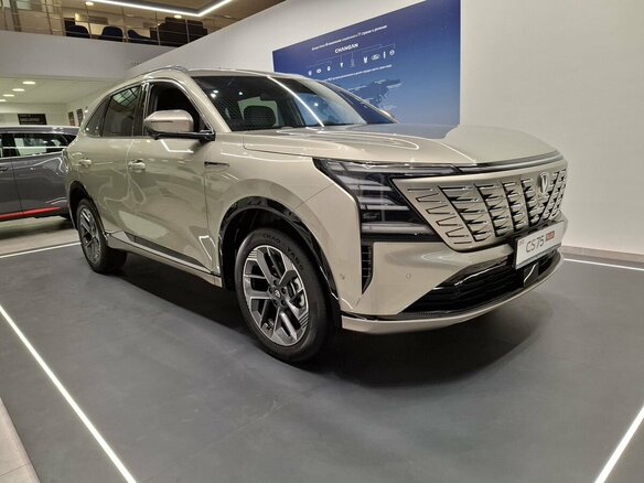 2026 Changan CS75 Plus IV, коричневый - вид 4