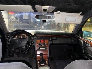 1997 Mercedes-Benz E-Класс 240 II (W210, S210), серый, 320000 рублей, вид 5
