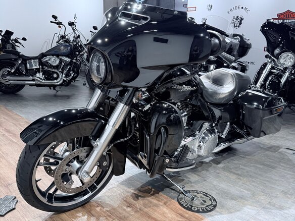 2014 Harley-Davidson Street Glide, чёрный, 1499000 рублей - вид 9