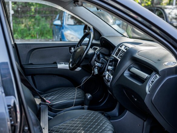 2008 Kia Sportage II Рестайлинг, чёрный - вид 12