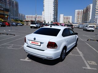 2019 Volkswagen Polo V Рестайлинг, белый, 970000 рублей, вид 5