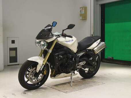 2009 Triumph Street Triple, белый, 439000 рублей, вид 4