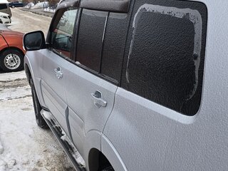 2013 Mitsubishi Pajero IV Рестайлинг 1, серебристый, 1850000 рублей, вид 5