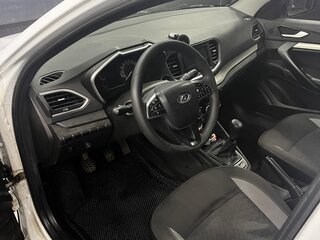2024 Lada (ВАЗ) Vesta I Рестайлинг (NG), белый, 850000 рублей, вид 5