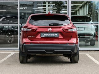 2020 Nissan Qashqai II Рестайлинг, красный, 2150000 рублей, вид 4