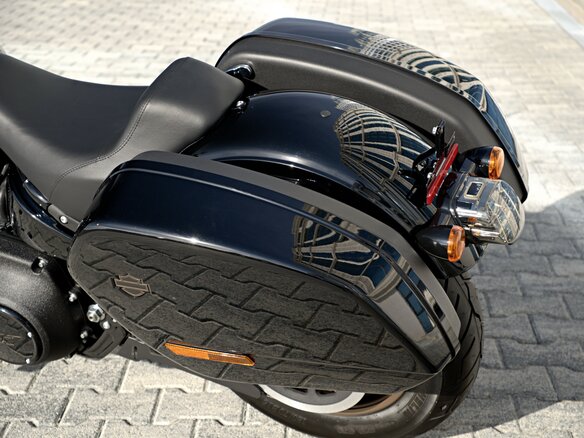 2024 Harley-Davidson Low Rider ST, чёрный, 2350000 рублей - вид 23