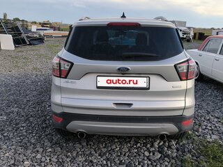 2017 Ford Kuga II Рестайлинг, серебристый, 1300000 рублей, вид 4