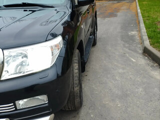2009 Toyota Land Cruiser 200 Series, чёрный, 2600000 рублей, вид 3