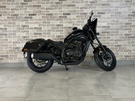 2023 Honda CMX 1100 Rebel, чёрный, 1125000 рублей, вид 1