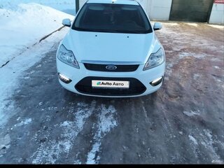 2010 Ford Focus II Рестайлинг, белый, 500000 рублей, вид 2