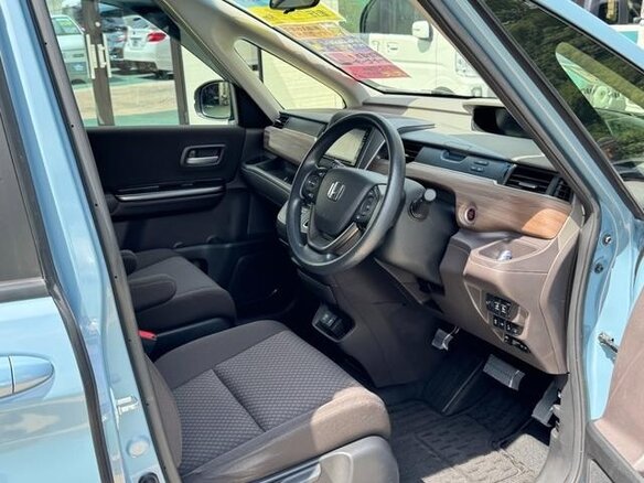 2022 Honda Freed II Рестайлинг, голубой - вид 1