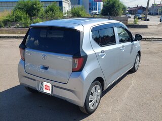 2021 Toyota Pixis Epoch II, серебристый, 825000 рублей, вид 3