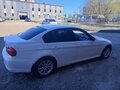 2011 BMW 3 серии 318i V (E90/E91/E92/E93) Рестайлинг, белый, 940000 рублей - вид 2