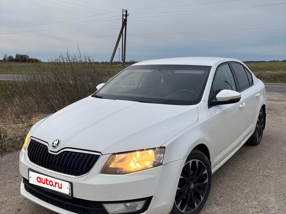 2013 Skoda Octavia III (A7), белый, 880000 рублей