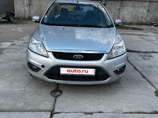 2008 Ford Focus II Рестайлинг, серебристый, 400000 рублей, вид 1