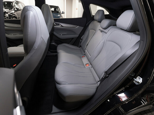 2026 Geely Galaxy M7, чёрный, 3700000 рублей - вид 22