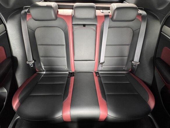 2021 Geely Coolray I, серый, 1720000 рублей - вид 17