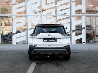 2022 Nissan Rogue III, белый, 2625000 рублей, вид 4