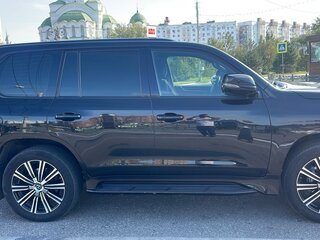 2021 Lexus LX 570 III Рестайлинг 2, чёрный, 10500000 рублей, вид 3